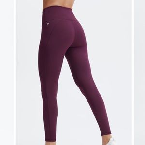 Define PowerHold® High-Waisted 7/8 Legging